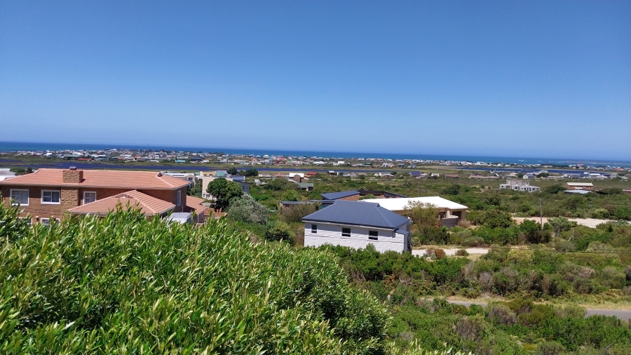 7 Bedroom Property for Sale in Bettys Bay Western Cape